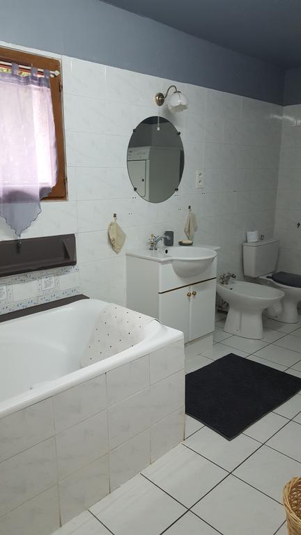 Hotel Aux Oliviers Homps  Zewnętrze zdjęcie