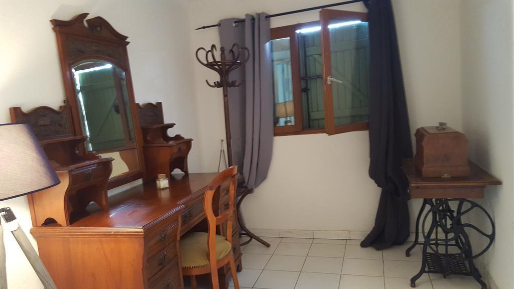 Hotel Aux Oliviers Homps  Zewnętrze zdjęcie